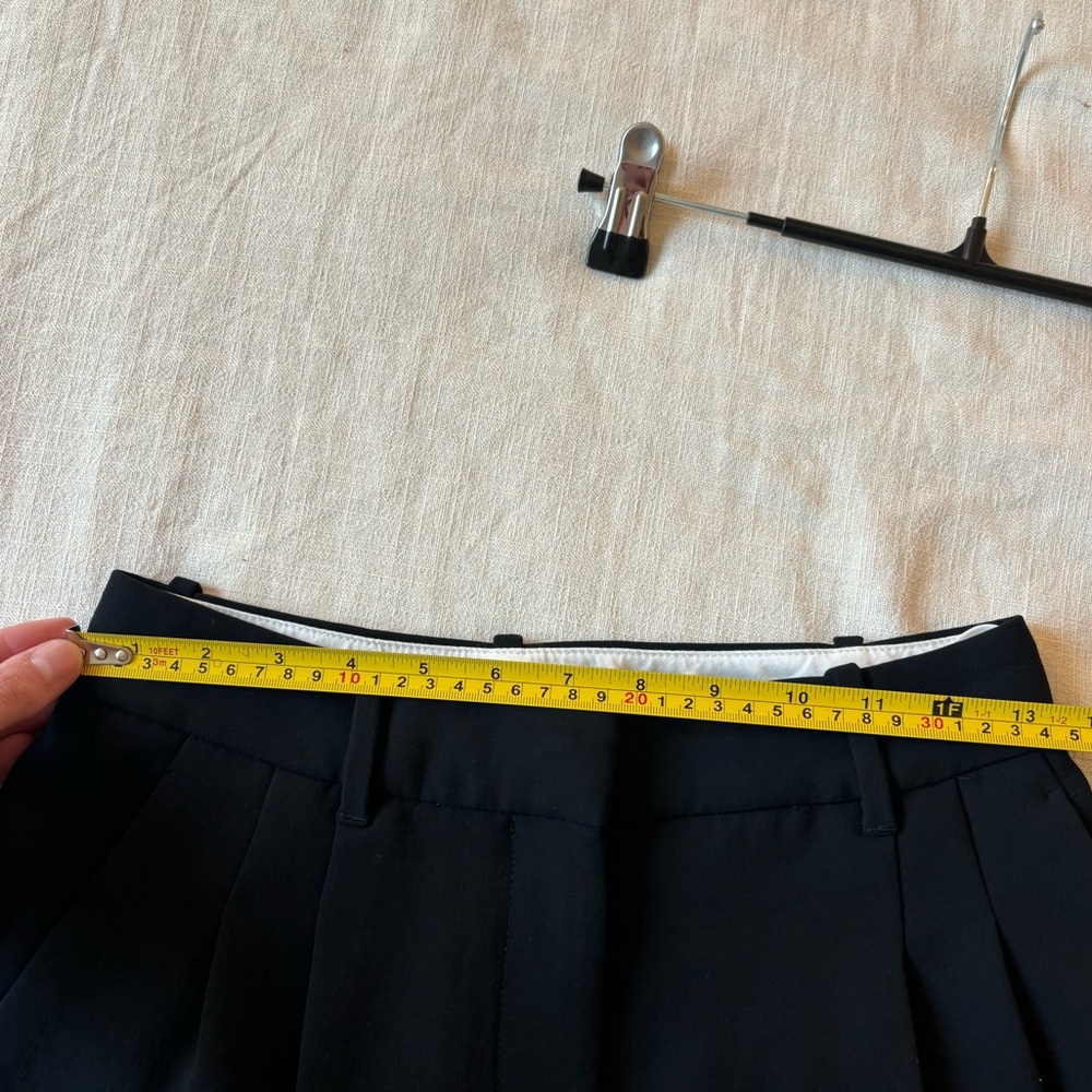 Aritzia The Effortless Pants - Crepette - Picture 9 of 10